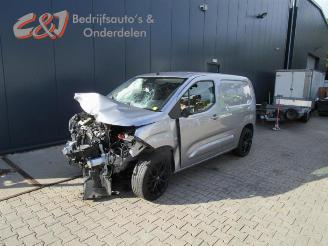 Salvage car Peugeot Partner Partner (EF/EU), Van, 2018 1.5 BlueHDi 130 2021/3