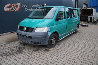 Salvage car Volkswagen Transporter Transporter T5, Van, 2003 / 2015 1.9 TDi 2004/5