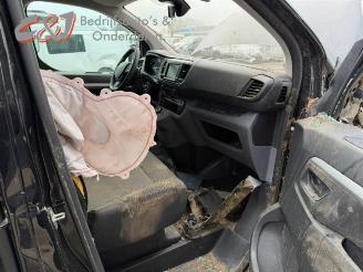 Peugeot Expert Expert (V1/VA/VB/VE/VF/VT/VY), Van, 2016 2.0 Blue HDi 120 16V picture 24