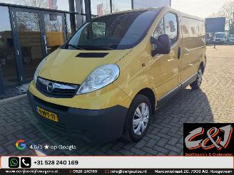 skadebil bedrijf Opel Vivaro  2011/8