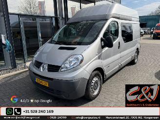 krockskadad bil bedrijf Renault Trafic  2012/7