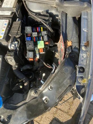 Volkswagen Golf 2.0 TDI 200 PK GTD R-Line picture 8