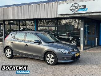 skadebil auto Hyundai I-30 1.4i i-Motion Business Climate Stoelverw. 2011/5