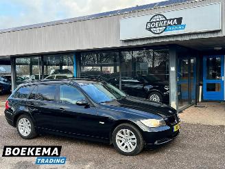 krockskadad bil auto BMW 3-serie 318i 130PK Leer Airco 2007/3