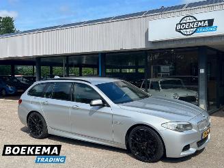 Vaurioauto  passenger cars BMW M550 5 Serie M550xd 381PK High Exe HUD Memory Leer Navigatie 2013/10
