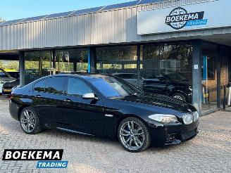 Voiture accidenté BMW 5-serie 381PK X-Drive Soft-Close Massage 360-Camera 2013/6