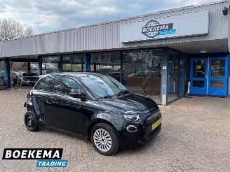 Voiture accidenté Fiat 500E Action 24 kWh Climate Control Cruise 2022/7