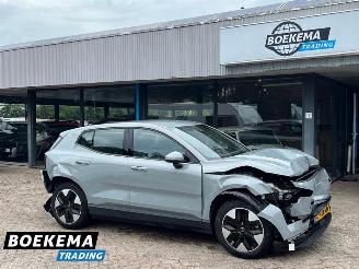 Schadeauto Volvo EX30 Single Motor Extended Range Core 69 kWh Keyless Navi Climate PDC 2024/5