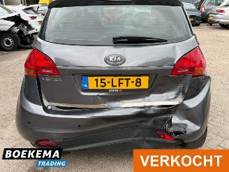 Kia Venga 1.6 CVVT X-ecutive Aut. Glazen dak Climate Cruise PDC picture 6
