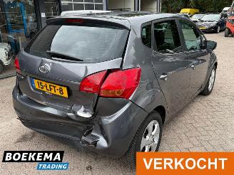 Kia Venga 1.6 CVVT X-ecutive Aut. Glazen dak Climate Cruise PDC picture 2