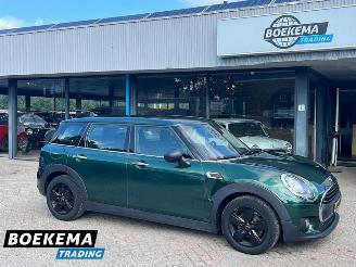 skadebil auto Mini Clubman Series 1.5 One Business Keyless Navi Climate Cruise PDC 2016/8