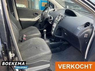 Toyota Yaris 1.0 VVTi Spirit Airco 5-Deurs picture 26
