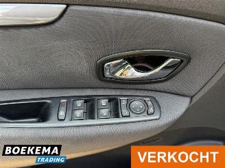Renault Scenic 1.2 TCe 131PK Limited Navigatie Climate 6-Hand picture 14