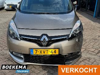 Renault Scenic 1.2 TCe 131PK Limited Navigatie Climate 6-Hand picture 5