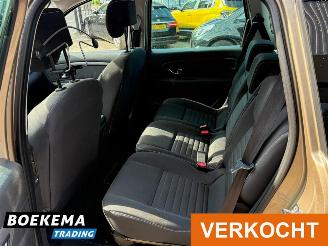 Renault Scenic 1.2 TCe 131PK Limited Navigatie Climate 6-Hand picture 15