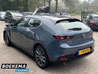 Mazda 3 2.0 e-SkyActiv-G M Hybrid Virtual Keyless Bose Navi picture 3