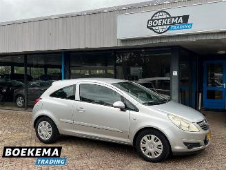 Opel Corsa 1.2-16V Enjoy Trekhaak Metalic picture 1