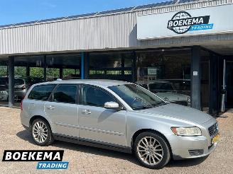 damaged passenger cars Volvo V-50 1.8 Edition II Leer Climate Cruise PDC 2008/2