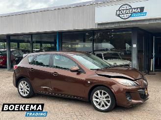 Vaurioauto  passenger cars Mazda 3 1.6 GT-M Line Climate Cruise Stoelverw. PDC 2012/10