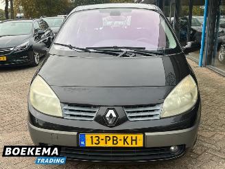 Renault Grand-scenic 1.6 16V Dynamique 7-Pers Climate Cruise picture 5