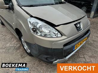 Peugeot Partner Tepee 1.6 VTi XT Rolstoel Lift Airco 5-Persoons picture 8