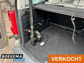Peugeot Partner Tepee 1.6 VTi XT Rolstoel Lift Airco 5-Persoons picture 18