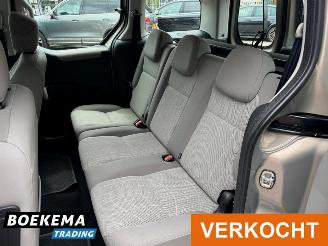 Peugeot Partner Tepee 1.6 VTi XT Rolstoel Lift Airco 5-Persoons picture 16