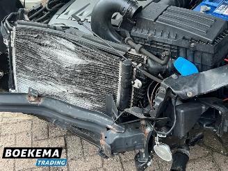 Volkswagen Tiguan 2.0 TDI Comfort&Design Pano Stoelverw. Cruise Climate PDC Trekh. picture 13