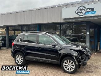 Auto incidentate Volkswagen Tiguan 2.0 TDI Comfort&Design Pano Stoelverw. Cruise Climate PDC Trekh. 2011/3