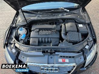 Audi A3 1.6 Ambition Business Edition Navigatie Cruise Climate picture 9