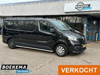 krockskadad bil bedrijf Renault Trafic 1.6 DCI T29 L2 Comfort Energy Navigatie Airco PDC Trekhaak Schuifdeur 2017/10