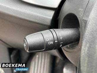 Alfa Romeo Giulietta 1.6 JTDm Distinctive Leer Climate PDC Trekhaak Cruise picture 18