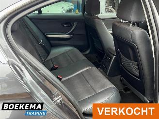 BMW 3-serie 325i Business 218PK Navi Climate Cruise PDC Trekh. picture 18