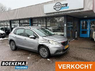  Peugeot 2008 1.2 PureTech Automaat Navigatie Cruise NAP! 2017/2