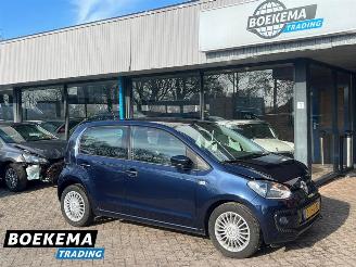 Coche accidentado Volkswagen Up! 1.0 High Up! Navigatie Airco 5-Deurs 2013/10