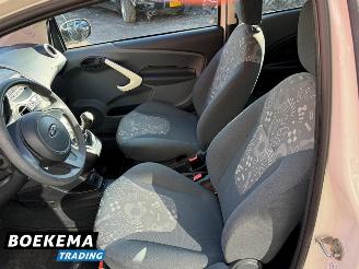 Ford Ka 1.2 Cool & Sound start/stop Airco picture 10