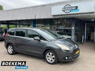 uszkodzony samochody osobowe Peugeot 5008 1.6 VTi Blue Lease 7-Persoons Leer Stoelverwarming Navigatie Climate Cruise 2010/10