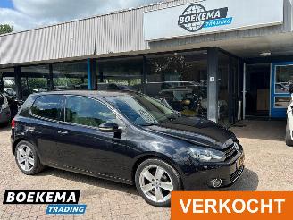 Coche accidentado Volkswagen Golf 1.2 TSI Highline DSG Navigatie Climate Cruise 3-Deurs 2012/9