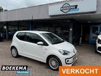 skadebil auto Volkswagen Up! 1.0 High Up! Navigatie Airco 3-Deurs 2012/9