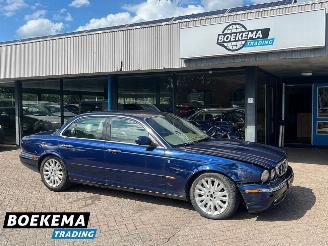 Voiture accidenté Jaguar XJ 4.2 V8 Executive 298pk Automaat Memory Navi Cruise 2003/4