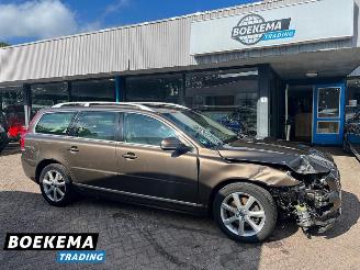 Coche accidentado Volvo V-70 2.0 T5 Inscription 245PK Automaat Stoel verwarmd/gekoeld Memory 2015/5