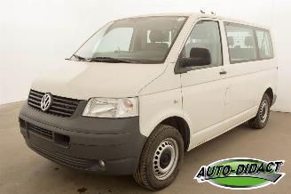 skadebil bedrijf Volkswagen Transporter 2.5 TDI 9 persoons 2009/11