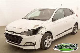 skadebil auto Hyundai I-20 1.0 T-GDI Navi 2018/2