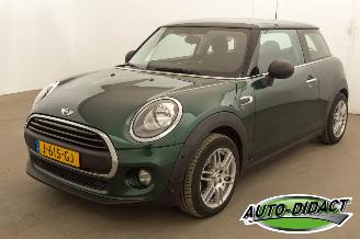 uszkodzony samochody osobowe Mini One 1.2 Airco 81.687 km 2015/8