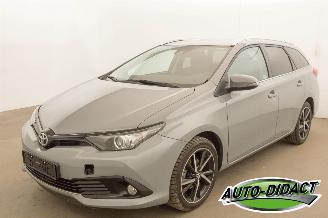 skadebil auto Toyota Auris 1.2 Dynamic 83.753 km 2018/1