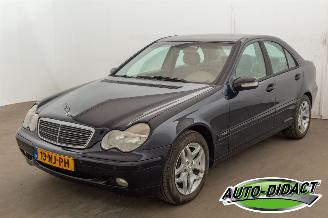 skadebil auto Mercedes C-klasse C180 K. Amice 2003/10