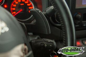 Peugeot Partner 1.6 BlueHDi Automaat Clima 100 L1 Premium Pack S&S picture 12