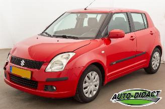 Auto incidentate Suzuki Swift 1.5 Exclusive Airco 2005/9