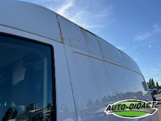 Volkswagen Crafter 35 2.0 TDI L3H3 Airco picture 35