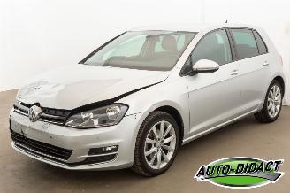 damaged passenger cars Volkswagen Golf 1.4 TSI Automaat Clima Navi Halfleder 2016/10
